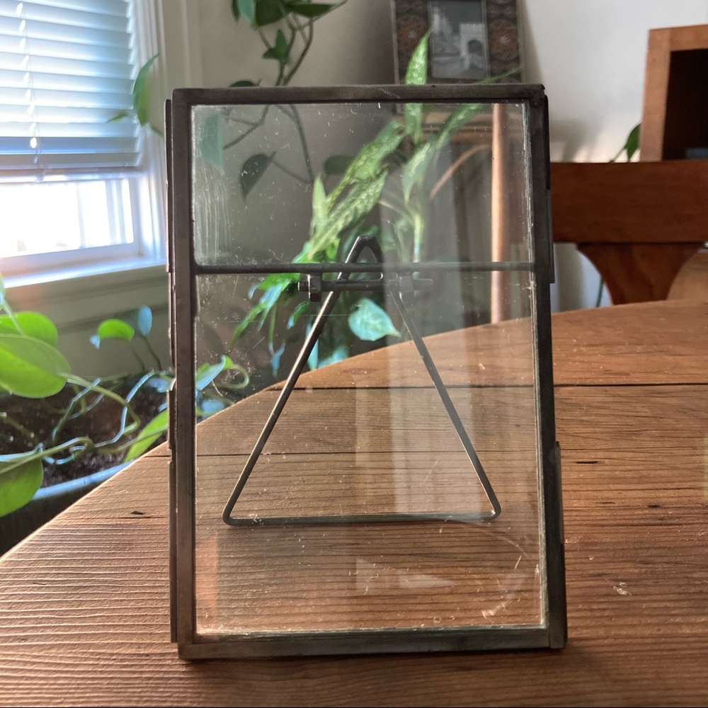 Pressed Glass Picture Frame 4x6